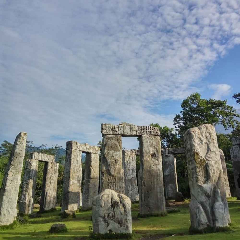 Stonehenge Merapi